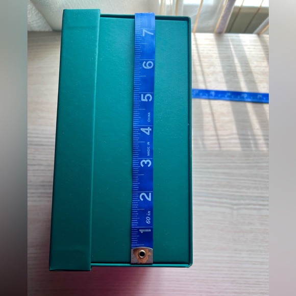 La Mer Empty Box/Gift Box - Picture 9 of 10